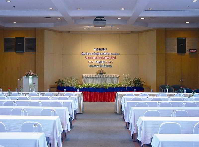 Tarin Hotel Chiang Mai Buitenkant foto